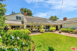 701 N Sierra Dr, Beverly Hills, CA 90210