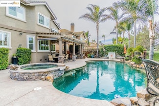 2438 Pinehurst Ct, Discovery Bay, CA 94505