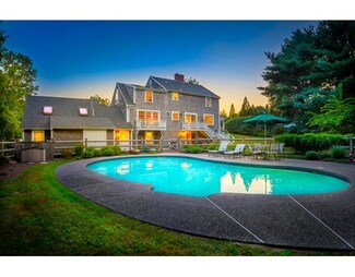 131 River Rd, Topsfield, MA 01983