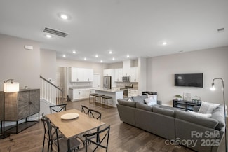 8928 Morning Mist Rd, Harrisburg, NC 28075