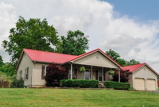 11 Deer Pond Rd, Morgantown, KY 42261