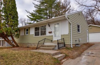2610 27th Place, Des Moines, IA 50310