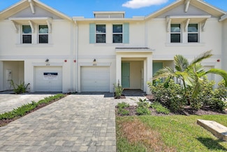 483 Salisbury Cir, Fort Pierce, FL 34982