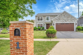 1 Stratford Ct, South Elgin, IL 60177