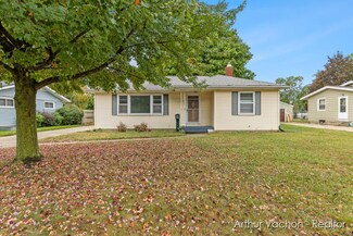 2645 de Hoop Ave SW, Wyoming, MI 49509