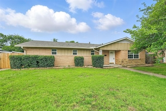 506 E Alexander Ln, Euless, TX 76040