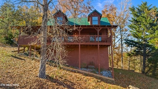 1086 Sharp Hollow Rd, Sevierville, TN 37862