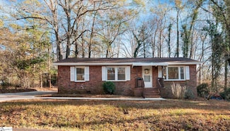 253 Law St, Woodruff, SC 29388