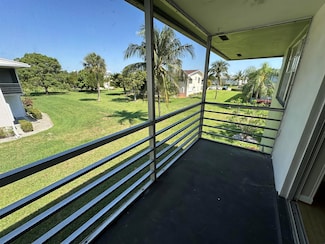 64 Easthampton C, West Palm Beach, FL 33417