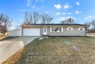 1459 Steven St, Sun Prairie, WI 53590