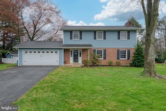 2017 Northbrook Dr, Lancaster, PA 17601