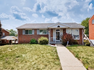 1304 Chaplin St, Conway, PA 15027