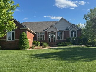 1616 N Stagecoach Ct, Wichita, KS 67230