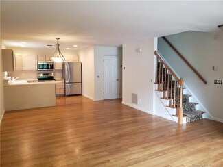 115 Parade Hill Rd Unit B, New Canaan, CT 06840