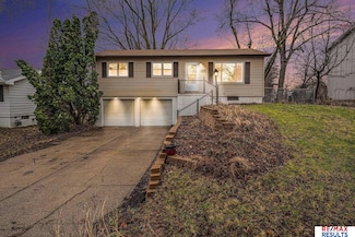 6523 Newport Ave, Omaha, NE 68152