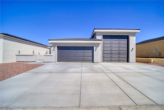 6081 Greenhorn Dr, Fort Mohave, AZ 86426