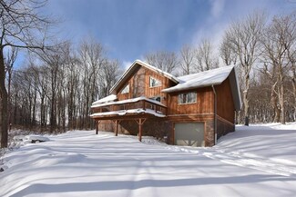 723 Camp Run Rd, Donegal - Wml, PA 15628
