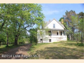 202 S Walnut St, Clitherall, MN 56524