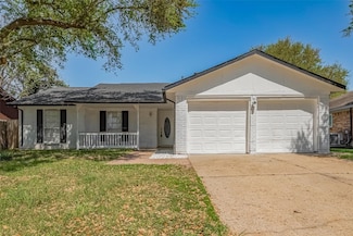 6219 Canada Dr, Pasadena, TX 77505