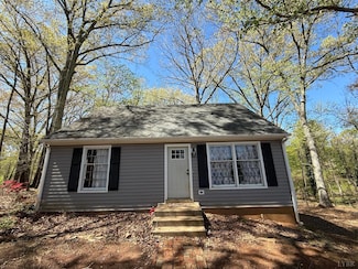 126 Berkley Place, Madison Heights, VA 24572