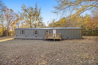 515 Crandall Ellijay Rd, Chatsworth, GA 30705