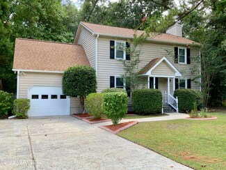 820 Fields Rd, New Bern, NC 28560