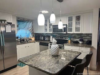 2555 Pga Blvd Unit 414, Palm Beach Gardens, FL 33410