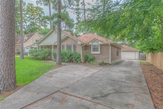 11914 Walden Rd, Montgomery, TX 77356