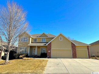 7713 S 155th Ave, Omaha, NE 68138