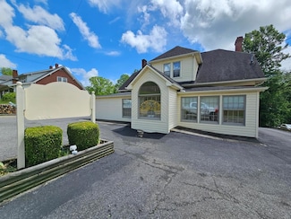 609 Glendale Rd, Galax, VA 24333