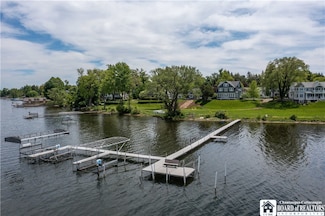 7 Sunset Ave, Lakewood, NY 14750
