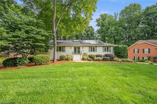 4802 Royal Coach Rd, Greensboro, NC 27410