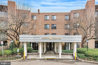 1655 Oakwood Dr Unit N-420, Penn Valley, PA 19072