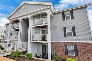 1247 Creve Coeur Crossing Ln Unit L, Chesterfield, MO 63017