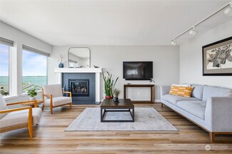 403 13th St Unit 303, Bellingham, WA 98225