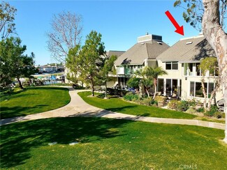 16419 Wimbledon Ln, Huntington Beach, CA 92649