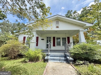 20 W Sycamore St, Hazlehurst, GA 31539