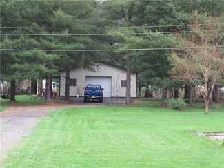 7371 N 700 W, Fairland, IN 46126