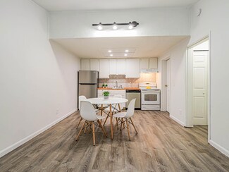 594 7th Place Unit 594, Vero Beach, FL 32962