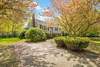 67 Braxton Rd, East Falmouth, MA 02536