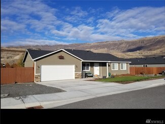 146 Island Loop, Rock Island, WA 98850