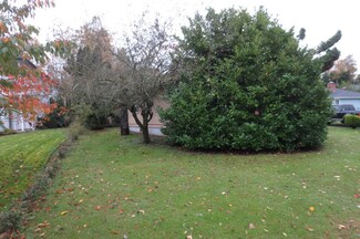1718 E Sunset Dr, Bellingham, WA 98226