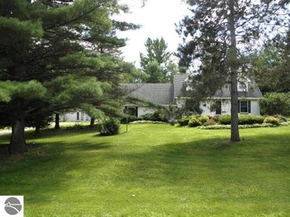 765 Anderson Rd, Tawas City, MI 48763