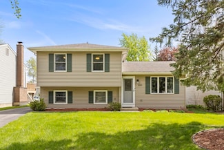 1500 E Lowden Ave, Wheaton, IL 60189