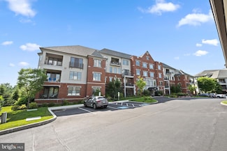 6306 Parkview Dr, Haverford, PA 19041