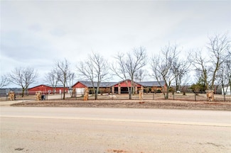 1901 E 15th St, Chandler, OK 74834