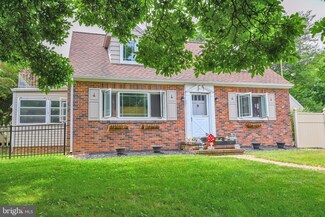 1168 Roth Church Rd, Spring Grove, PA 17362
