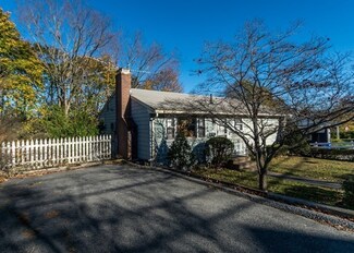 83 College Farm Rd, Waltham, MA 02451