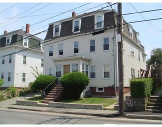 73 Friend St, Gloucester, MA 01930
