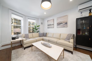 1208 Washington St Unit 2-S, Hoboken, NJ 07030